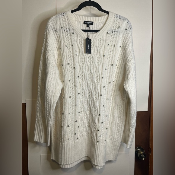 NWT Express Women’s Sz L Ivory Embellished Cable Knit Tunic Sweater - Picture 1 of 10